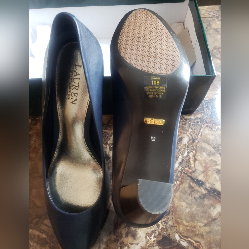 Shoes - Picture 3 of 3